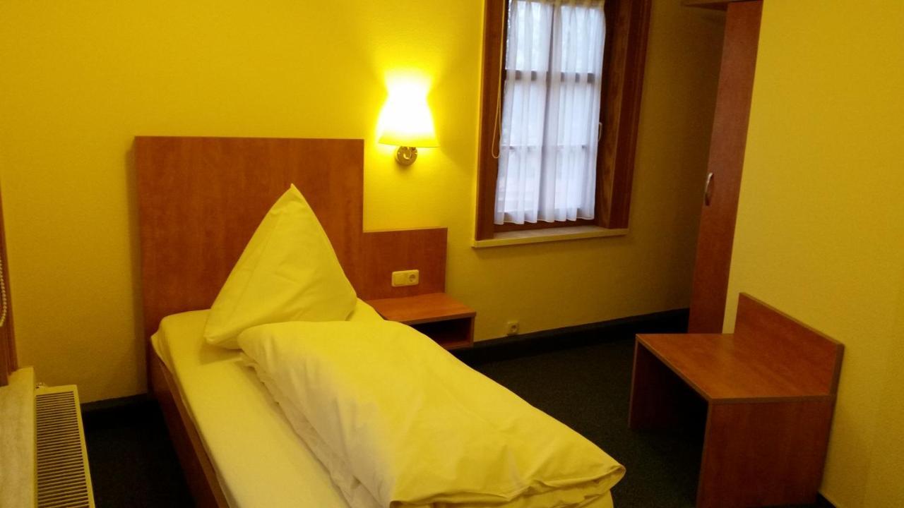Hotel Thueringer Hof Ebeleben Kültér fotó